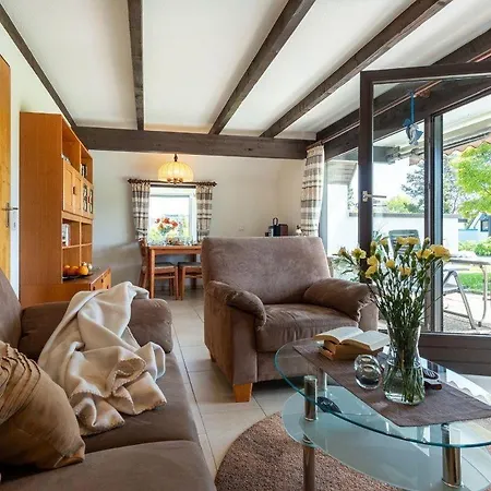 Holiday home Am-hohen-ufer-reetdach-haus-ocean-breeze-136 Grossenbrode